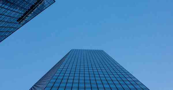 大数据包含设备数据的行业文章