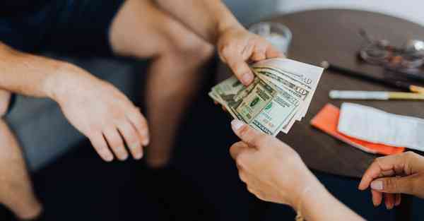 大数据包含设备数据的行业文章