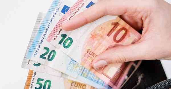 AI人工智能标注员教程（AI人工智能怎么学）