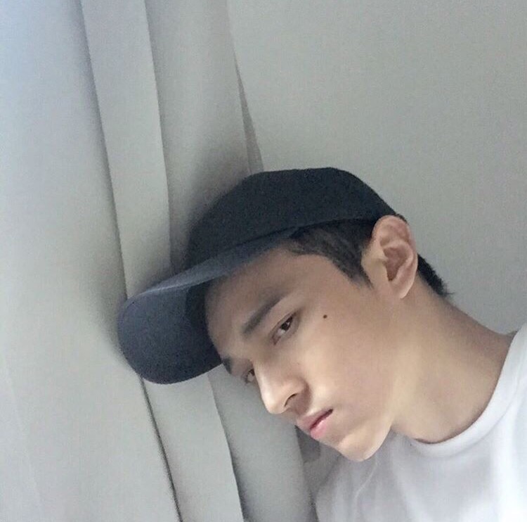 贡盛哲玲