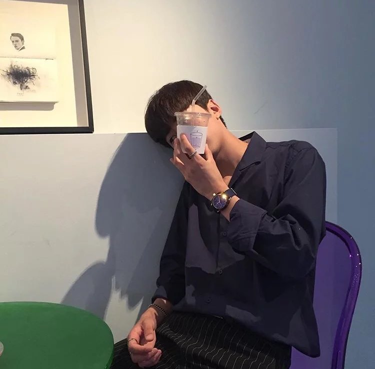 荆媚菡青