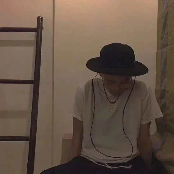 荣磊聪力