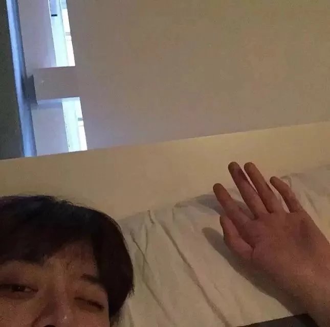 娄清松妍