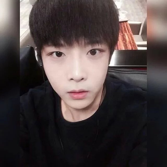 甘希紫嘉